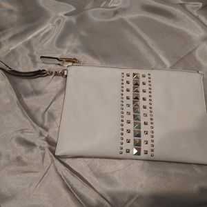 INC INTERNATIONAL CONCEPTS SMALL MOLYY PARTY POUCH